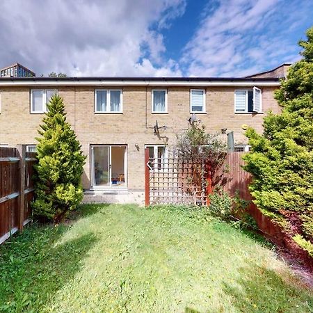 Super 2 Bed House With Privategarden Londres Extérieur photo